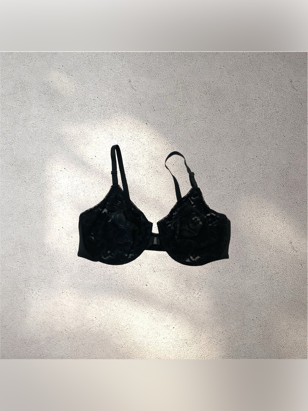 vintage maidenform lace tapestry unlined underwire bra Size 36D Midnight black